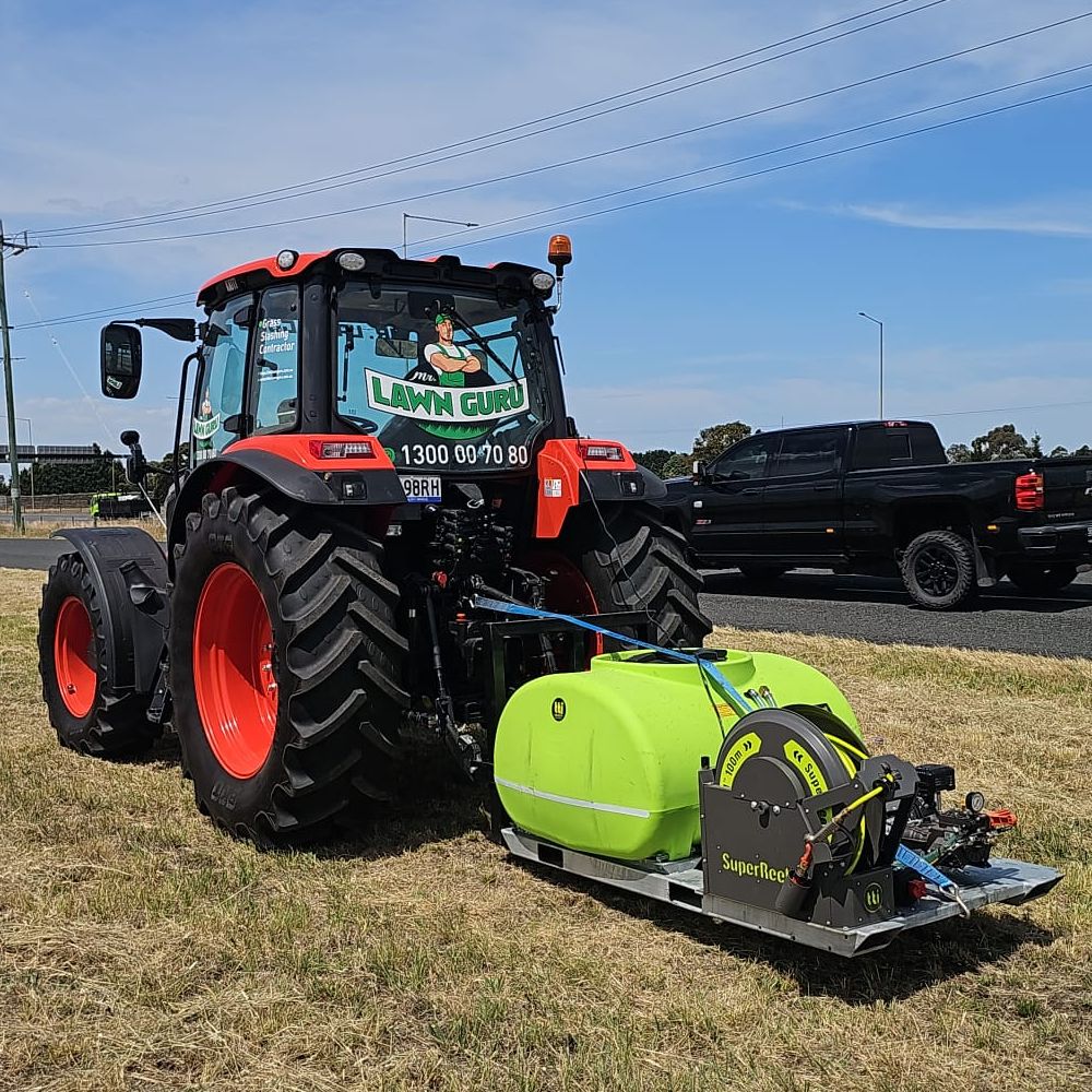 Mr Lawn Guru - Weed Control Spraying Contractor